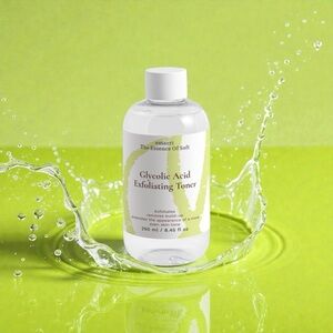 Glycolic Acid Exfoliating Toner - White
